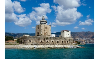 La Lanterna vista dal mare