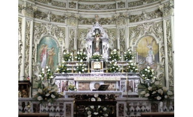 L'altare maggiore della chiesa dello Spirito Santo