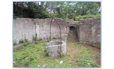 Un pozzo all'interno dell'area archeologica